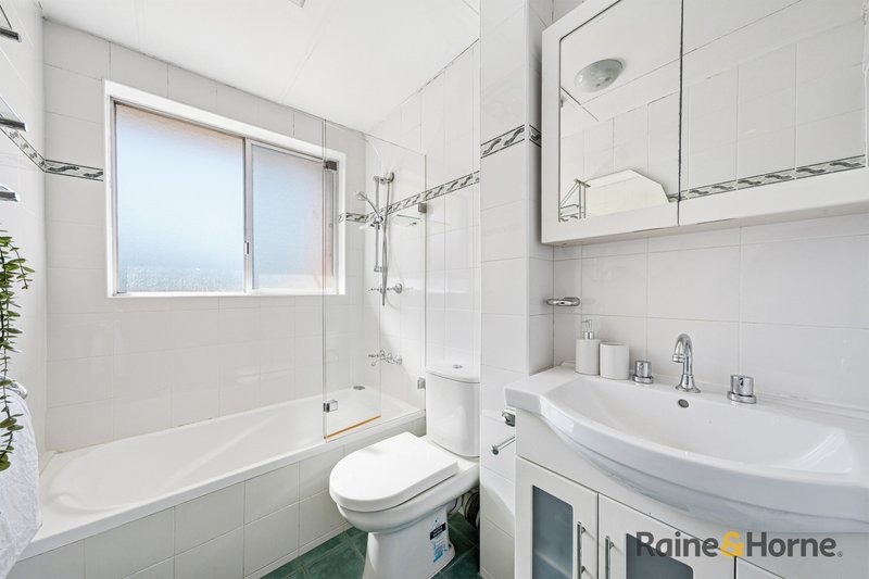 Photo - 17/8-10 Station Street, West Ryde NSW 2114 - Image 12