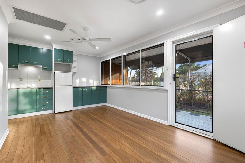 Photo - 1/78 Chester Road, Annerley QLD 4103 - Image 8