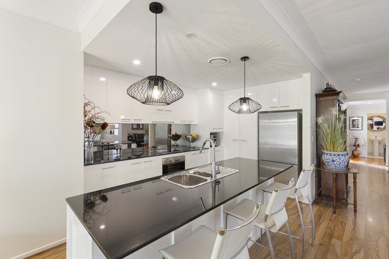 Photo - 178 Easthill Drive, Robina QLD 4226 - Image 2