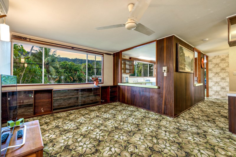 Photo - 178 Greenslopes Street, Edge Hill QLD 4870 - Image 4