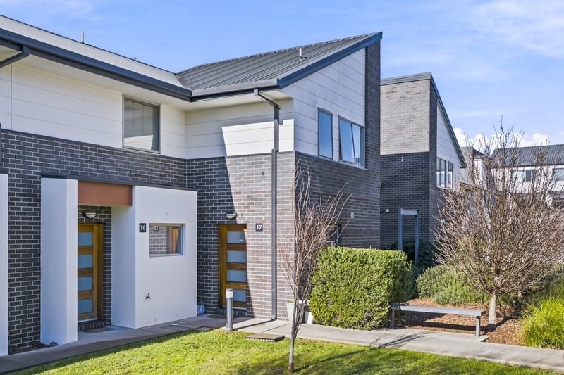 Photo - 17/8 Henry Kendall Street, Franklin ACT 2913 - Image 1