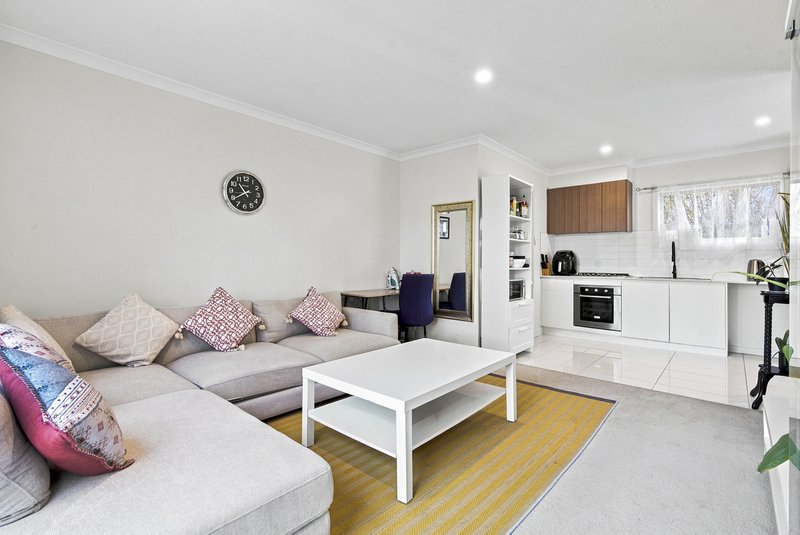 Photo - 17/8 Henry Kendall Street, Franklin ACT 2913 - Image 7