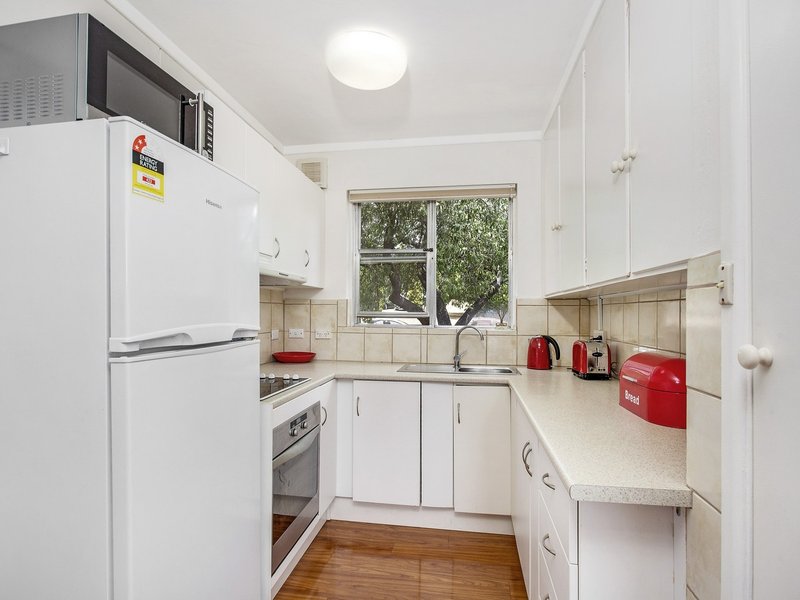 Photo - 1/78 Hicks Street, Red Hill ACT 2603 - Image 4