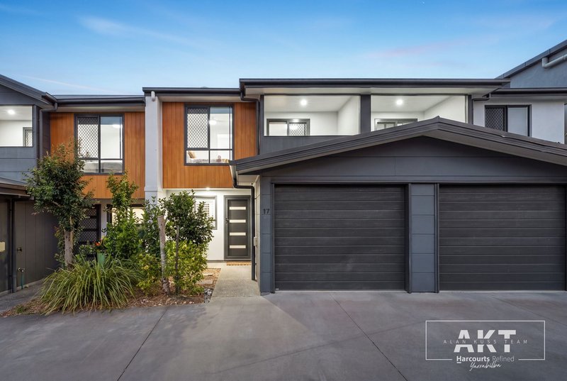 Photo - 17/8 Highlands Street, Yarrabilba QLD 4207 - Image 1