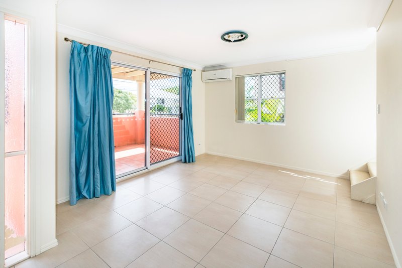 Photo - 178 Juliette Street, Greenslopes QLD 4120 - Image 10