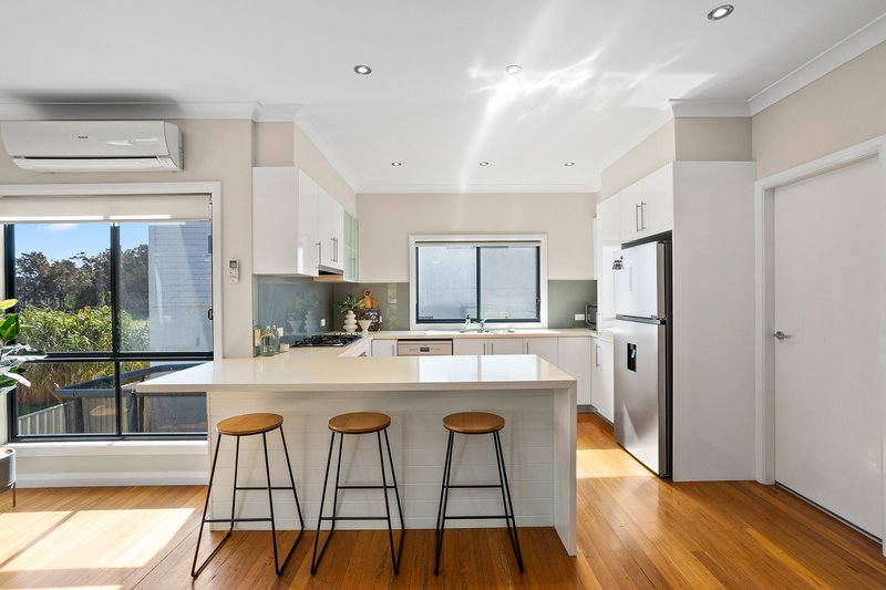 Photo - 178 Lakeview Parade, Primbee NSW 2502 - Image 3