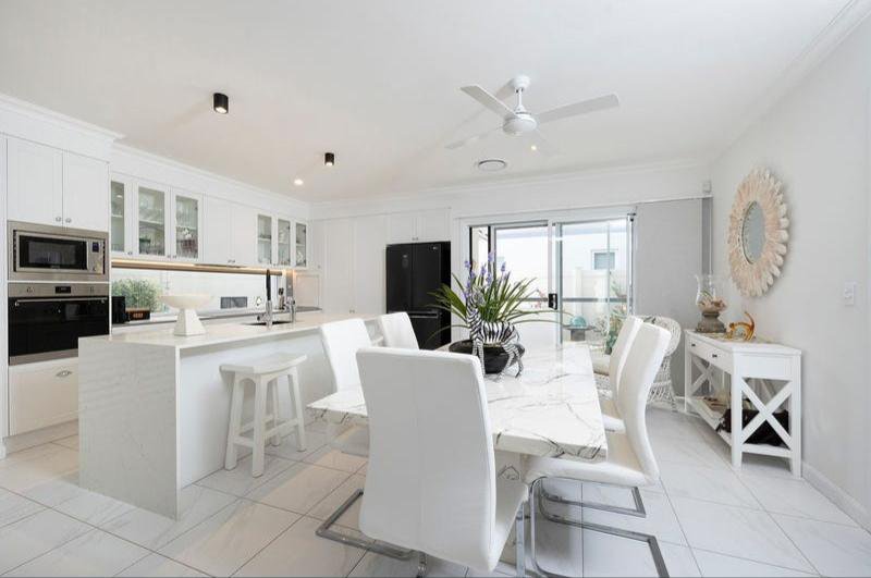 Photo - 178 Tampa Avenue, Forster NSW 2428 - Image 2