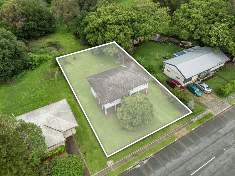 Photo - 178 Wondall Road, Manly West QLD 4179 - Image 13