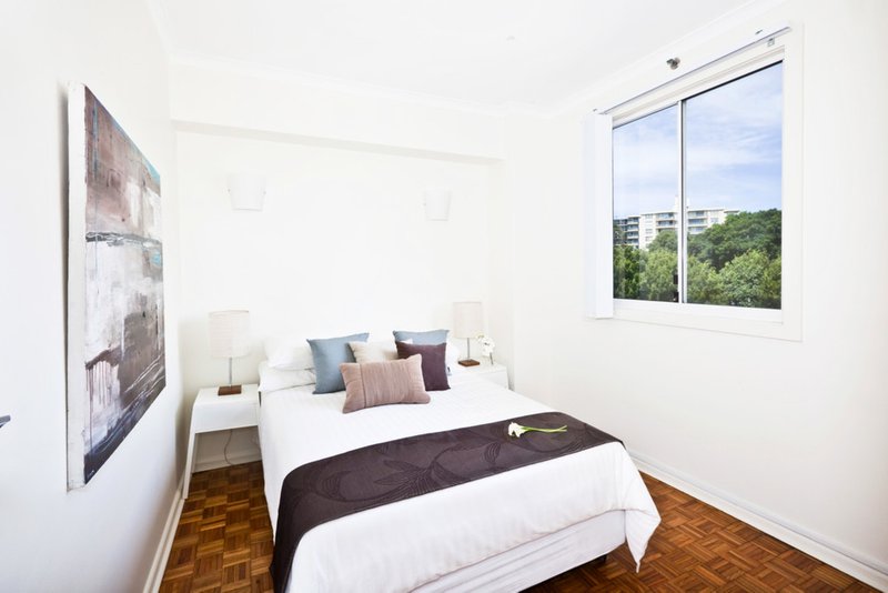 Photo - 17/83 Old South Head Road, Bondi Junction NSW 2022 - Image 6