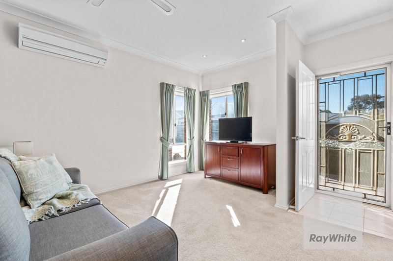 Photo - 17/877 Plenty Road, South Morang VIC 3752 - Image 2
