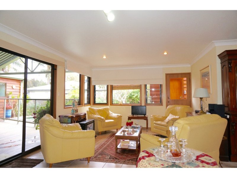 Photo - 178B Walmer Avenue, Sanctuary Point NSW 2540 - Image 3