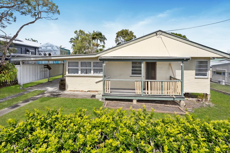 Photo - 179 Anzac Avenue, Kippa-Ring QLD 4021 - Image 2