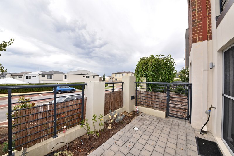 Photo - 179 Celebration Boulevard, Clarkson WA 6030 - Image 24