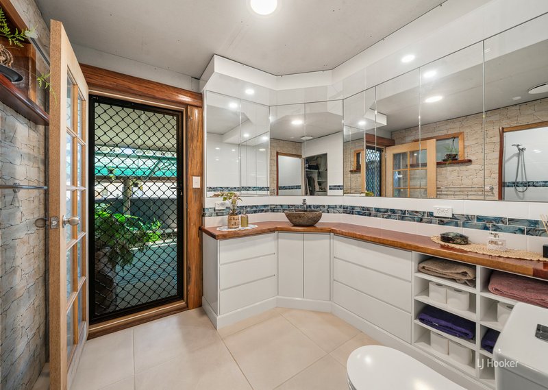 Photo - 179 Crumpton Drive, Blackbutt QLD 4314 - Image 6