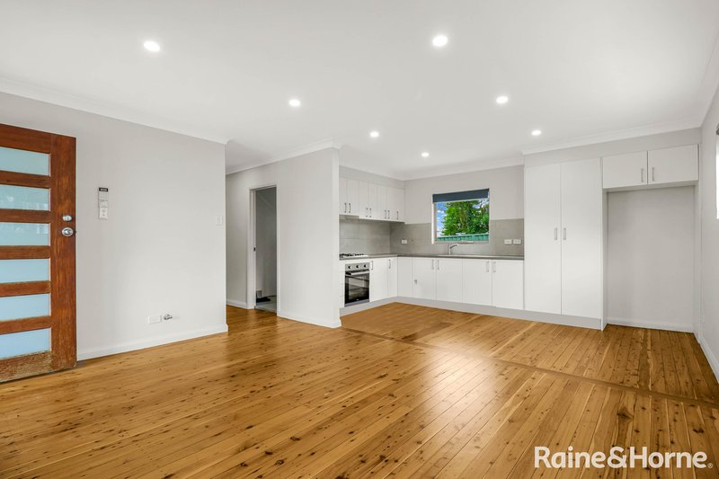 Photo - 179 Desborough Road, Colyton NSW 2760 - Image 2