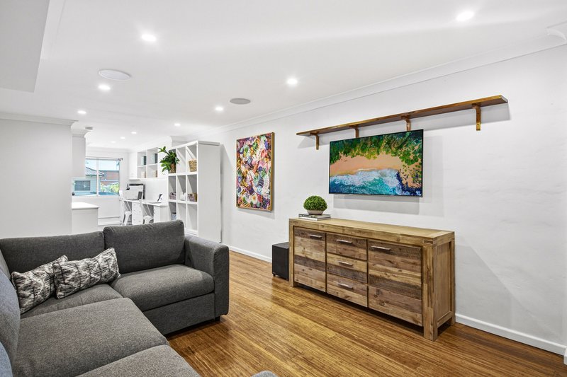 Photo - 179 Girraween Road, Girraween NSW 2145 - Image 11