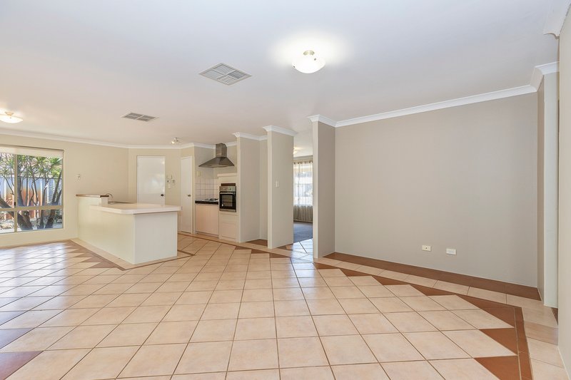 Photo - 179 Hamelin Drive, Ballajura WA 6066 - Image 5
