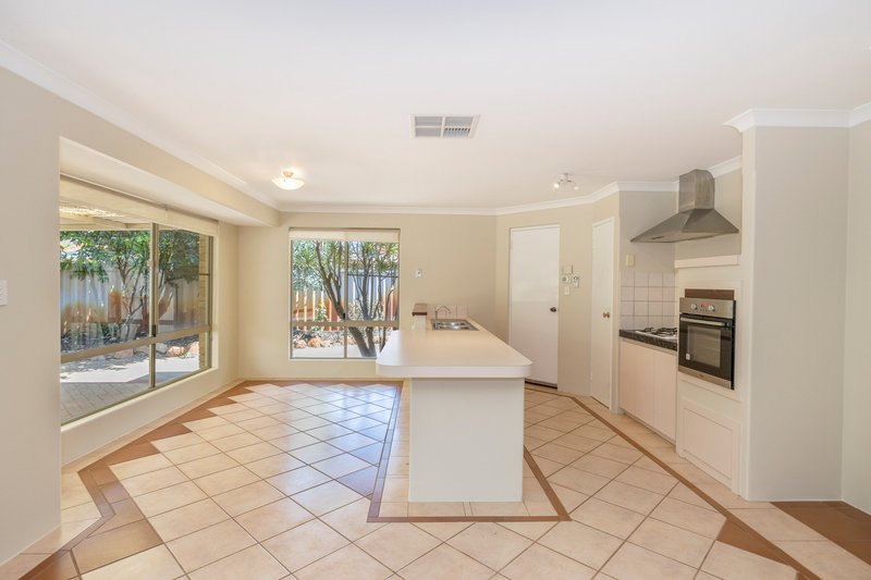 Photo - 179 Hamelin Drive, Ballajura WA 6066 - Image 9