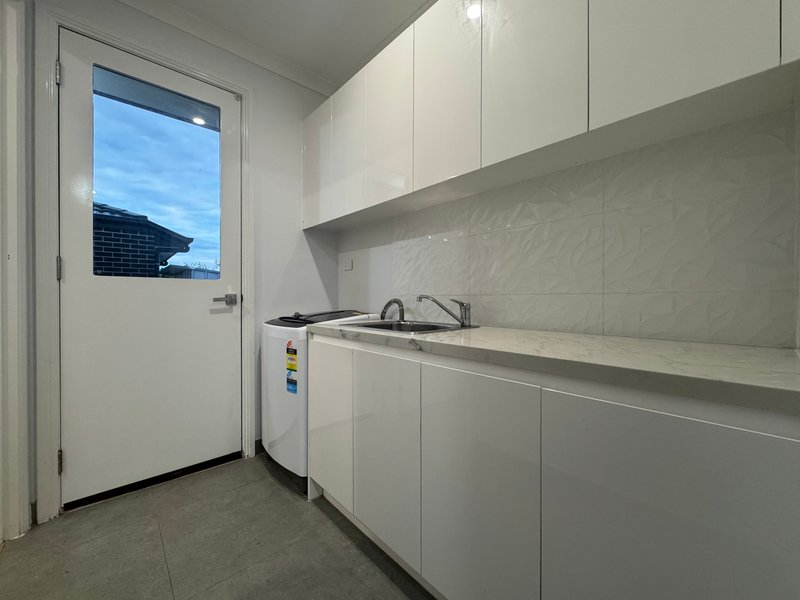 Photo - 1/79 Herbert Street, Dandenong VIC 3175 - Image 10