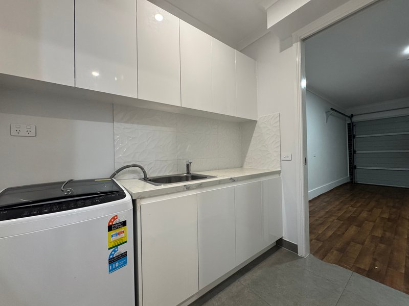 Photo - 1/79 Herbert Street, Dandenong VIC 3175 - Image 11