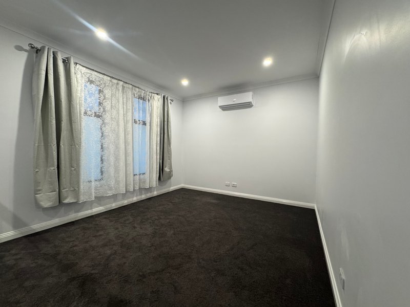 Photo - 1/79 Herbert Street, Dandenong VIC 3175 - Image 17