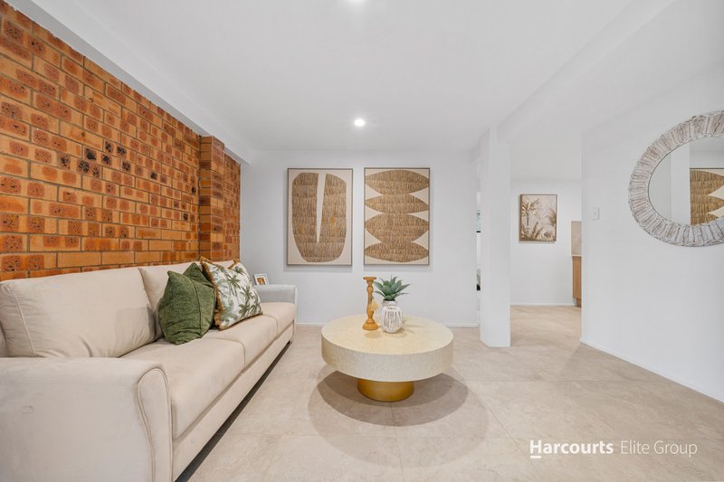 Photo - 179 Jacaranda Avenue, Kingston QLD 4114 - Image 13