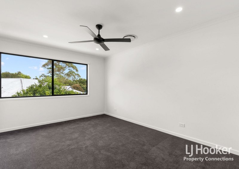 Photo - 1/79 Leitchs Road, Albany Creek QLD 4035 - Image 4