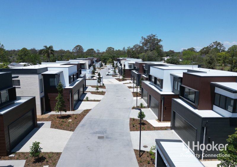 Photo - 1/79 Leitchs Road, Albany Creek QLD 4035 - Image 15