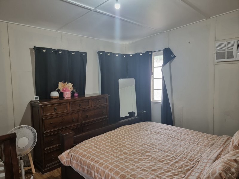 Photo - 179 Strickland Street, Bowen QLD 4805 - Image 11