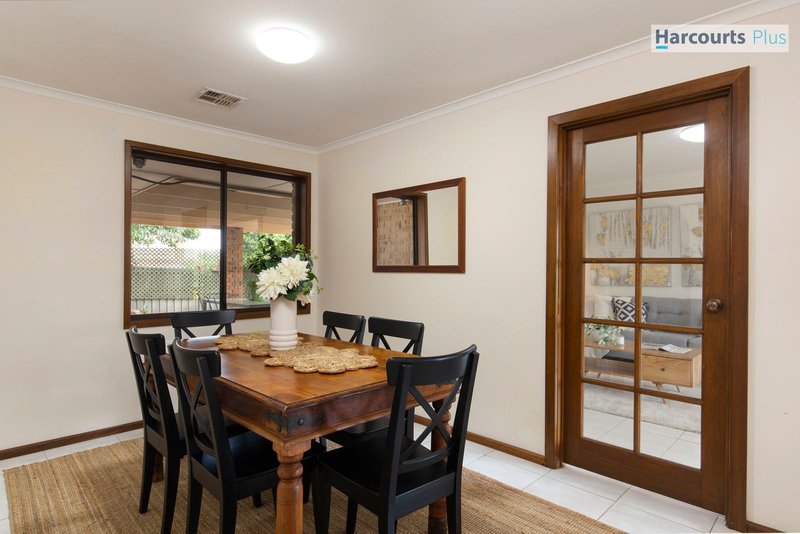 Photo - 179 The Cove Road, Hallett Cove SA 5158 - Image 5