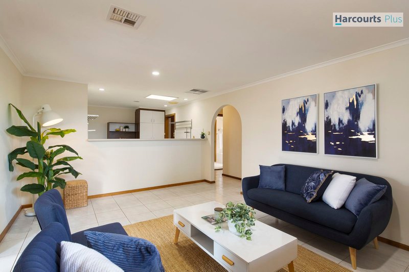 Photo - 179 The Cove Road, Hallett Cove SA 5158 - Image 12