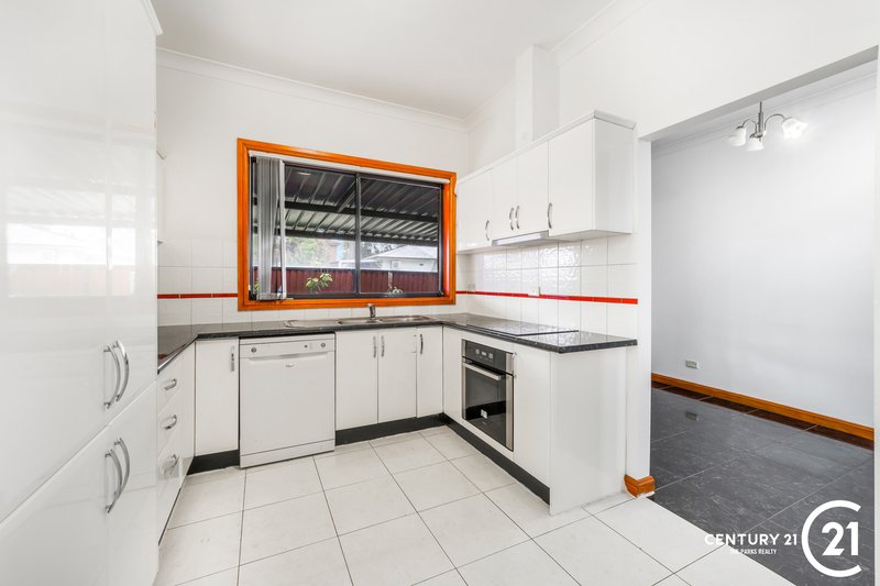 Photo - 179 Victoria Street, Smithfield NSW 2164 - Image 8