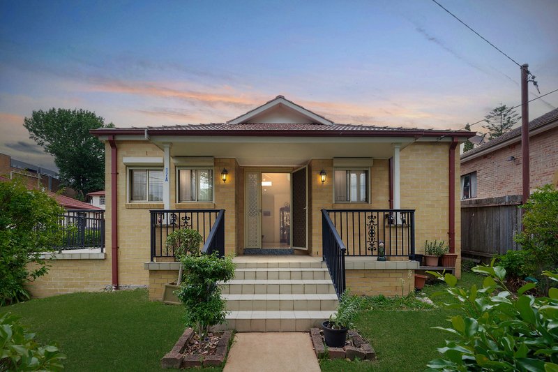 Photo - 17A Abercorn Street, Bexley NSW 2207 - Image 9