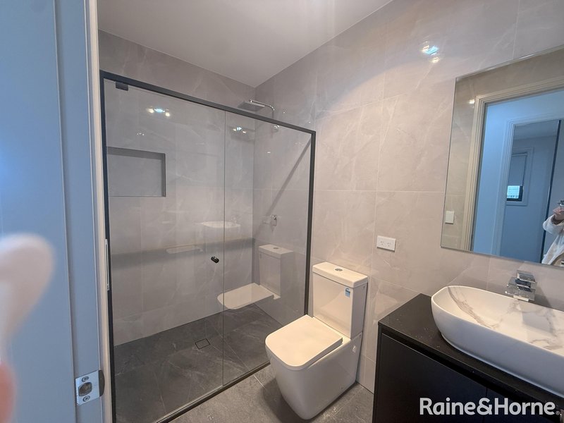 Photo - 17a Amru Crescent, Bardia NSW 2565 - Image 5