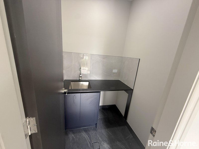 Photo - 17a Amru Crescent, Bardia NSW 2565 - Image 10