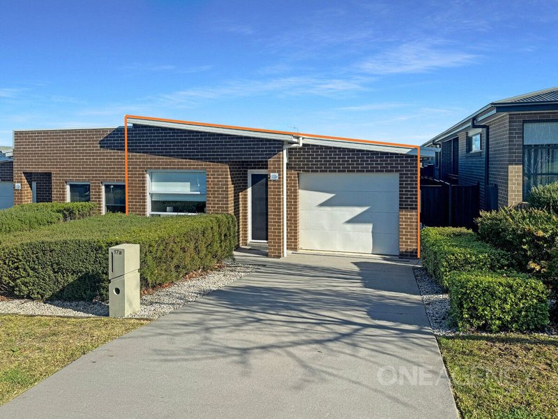Photo - 17a Bigwood Place, Goulburn NSW 2580 - Image 1