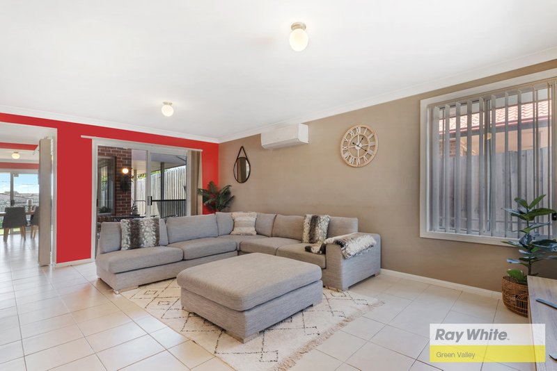 Photo - 17a Bugong Street, Prestons NSW 2170 - Image 5