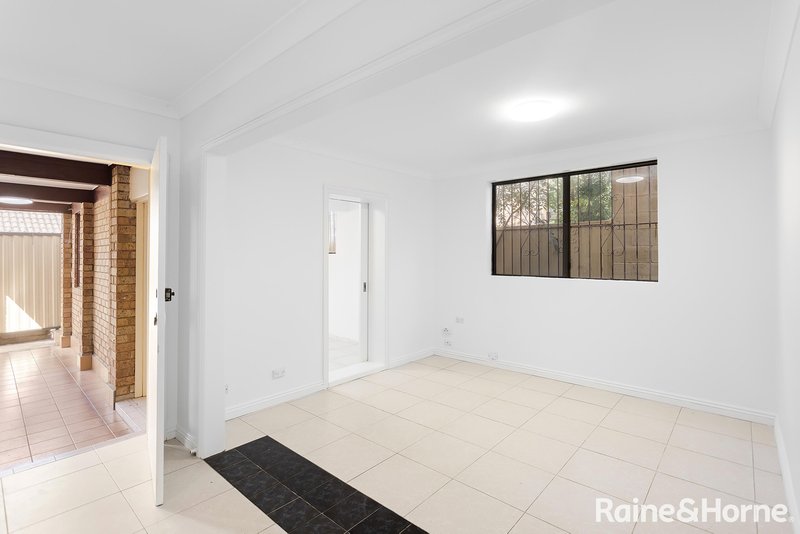 Photo - 1/7a Cahill Place, Marrickville NSW 2204 - Image 3