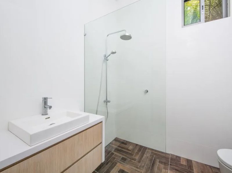 Photo - 17A Campbell Avenue, Dee Why NSW 2099 - Image 5