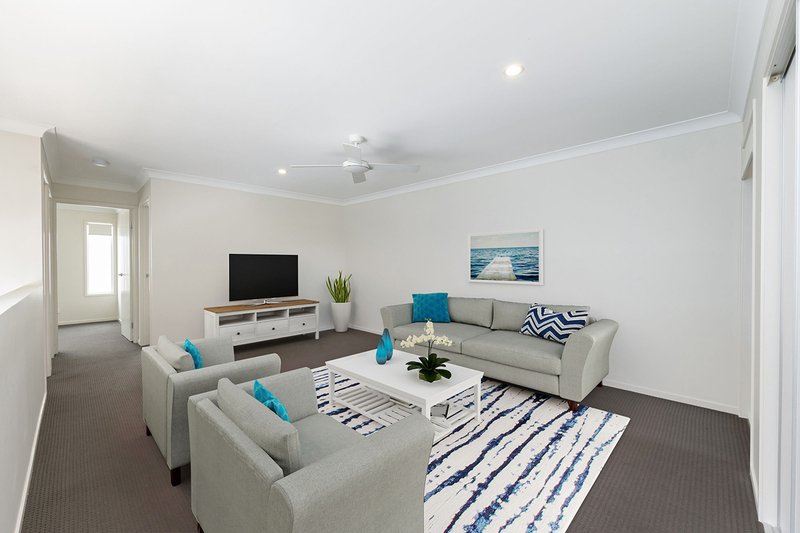 Photo - 17a Cobalt Crescent, Caloundra West QLD 4551 - Image 2