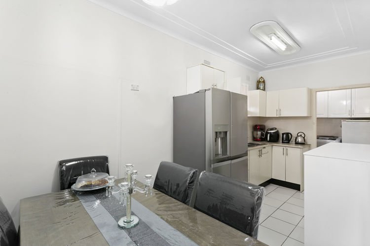 Photo - 17a Coleraine Street, Fairfield NSW 2165 - Image 2