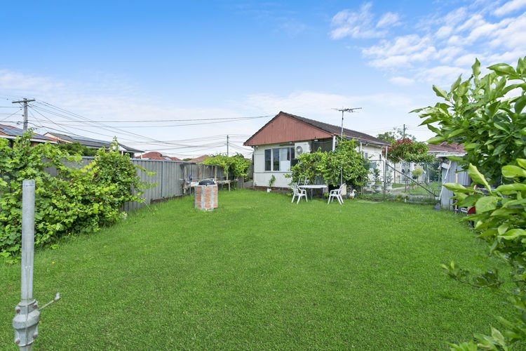 Photo - 17a Coleraine Street, Fairfield NSW 2165 - Image 9