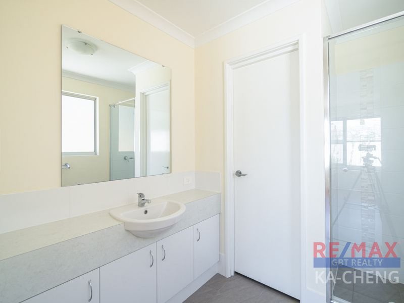 Photo - 17A Farley Way, Bayswater WA 6053 - Image 9