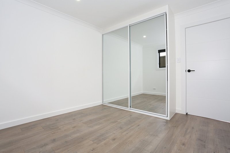 Photo - 17A Glenn Place, Yagoona NSW 2199 - Image 4