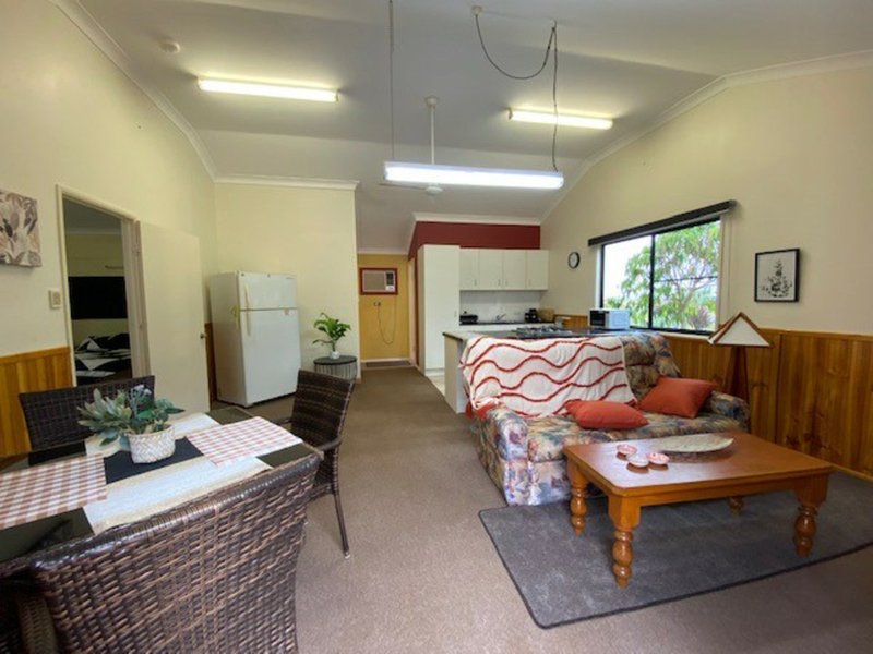 Photo - 17a Hillview Parade, Kingaroy QLD 4610 - Image 2