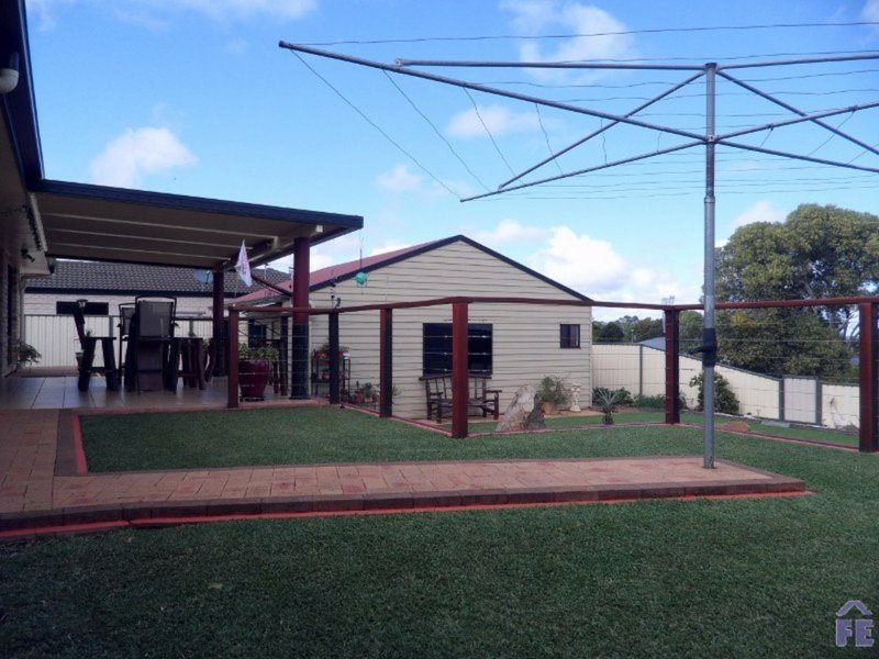 Photo - 17a Hillview Parade, Kingaroy QLD 4610 - Image 9