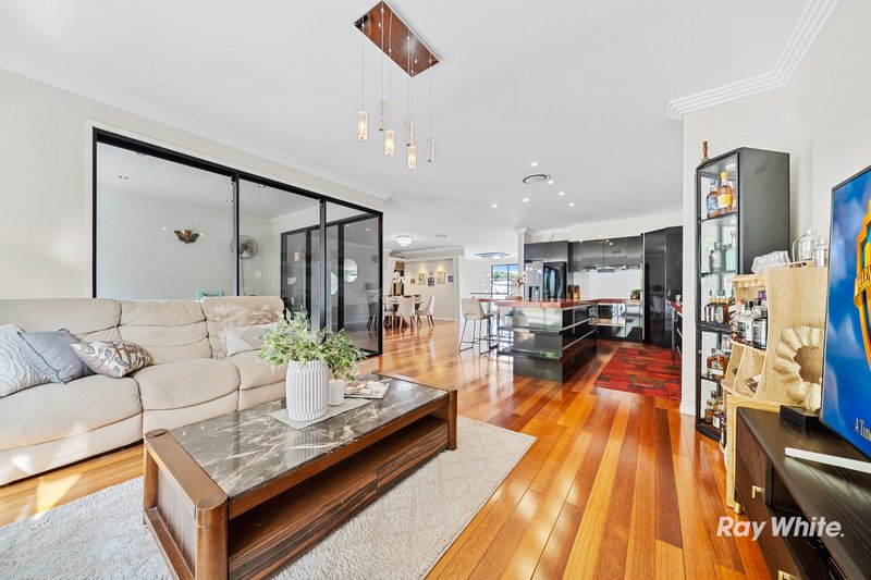 Photo - 17a Holyoake Drive, Daisy Hill QLD 4127 - Image 6