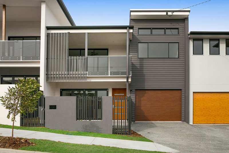 Photo - 17A Lockyer Street, Camp Hill QLD 4152 - Image 1