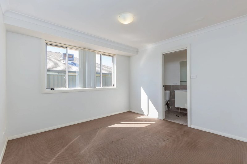 Photo - 17A Magnolia Boulevard, Dubbo NSW 2830 - Image 3