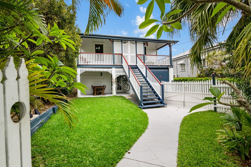 17a Marian Street, Coorparoo QLD 4151